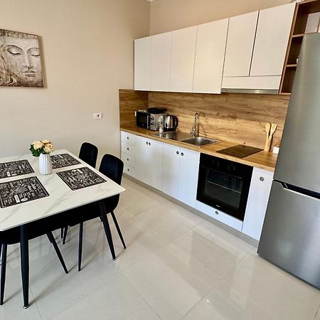 New Bazaar Cozy Apartment 2 Dajti View Tiranë Luaran gambar