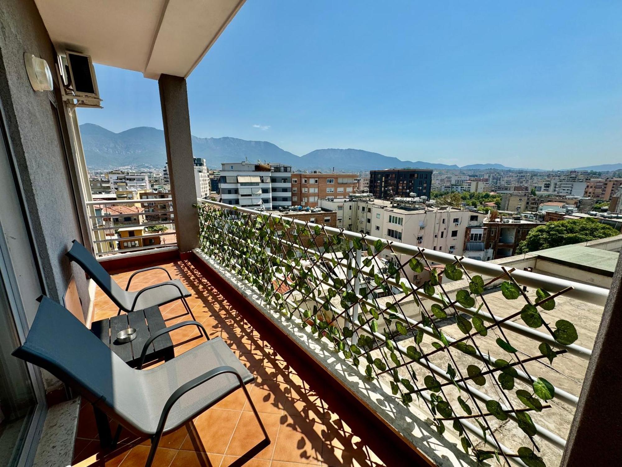 New Bazaar Cozy Apartment 2 Dajti View Tiranë Luaran gambar
