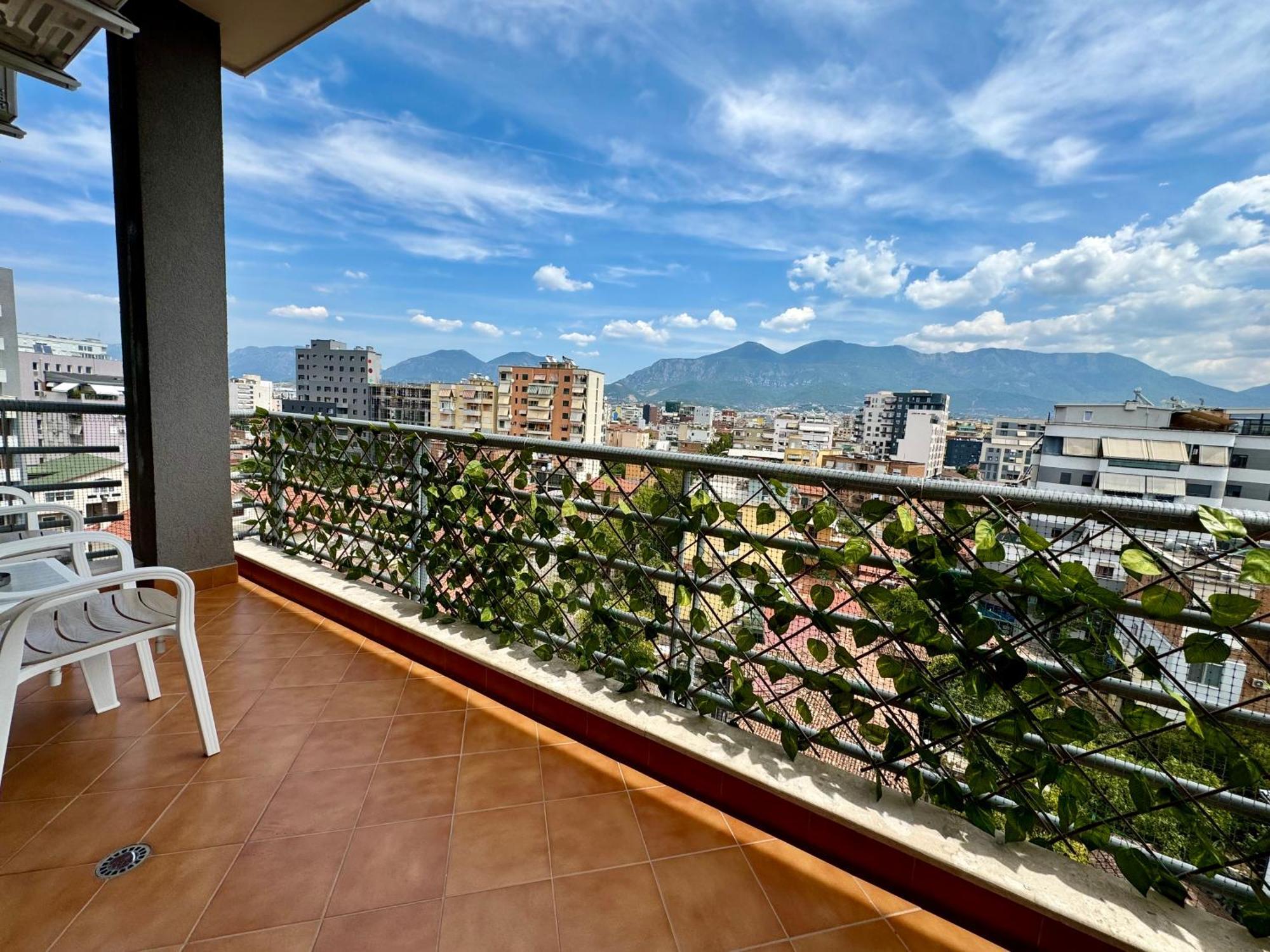 New Bazaar Cozy Apartment 2 Dajti View Tiranë Luaran gambar